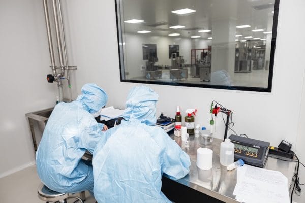 Gia công mỹ phẩm tại HCM chuẩn CGMP